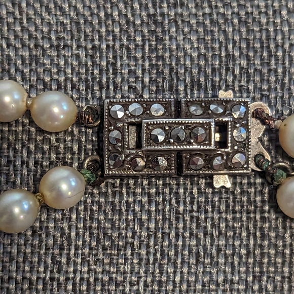 Vintage 1960s High Quality Double Stranded Graduated Faux Pearl Necklace 835 - Picture 5 of 6